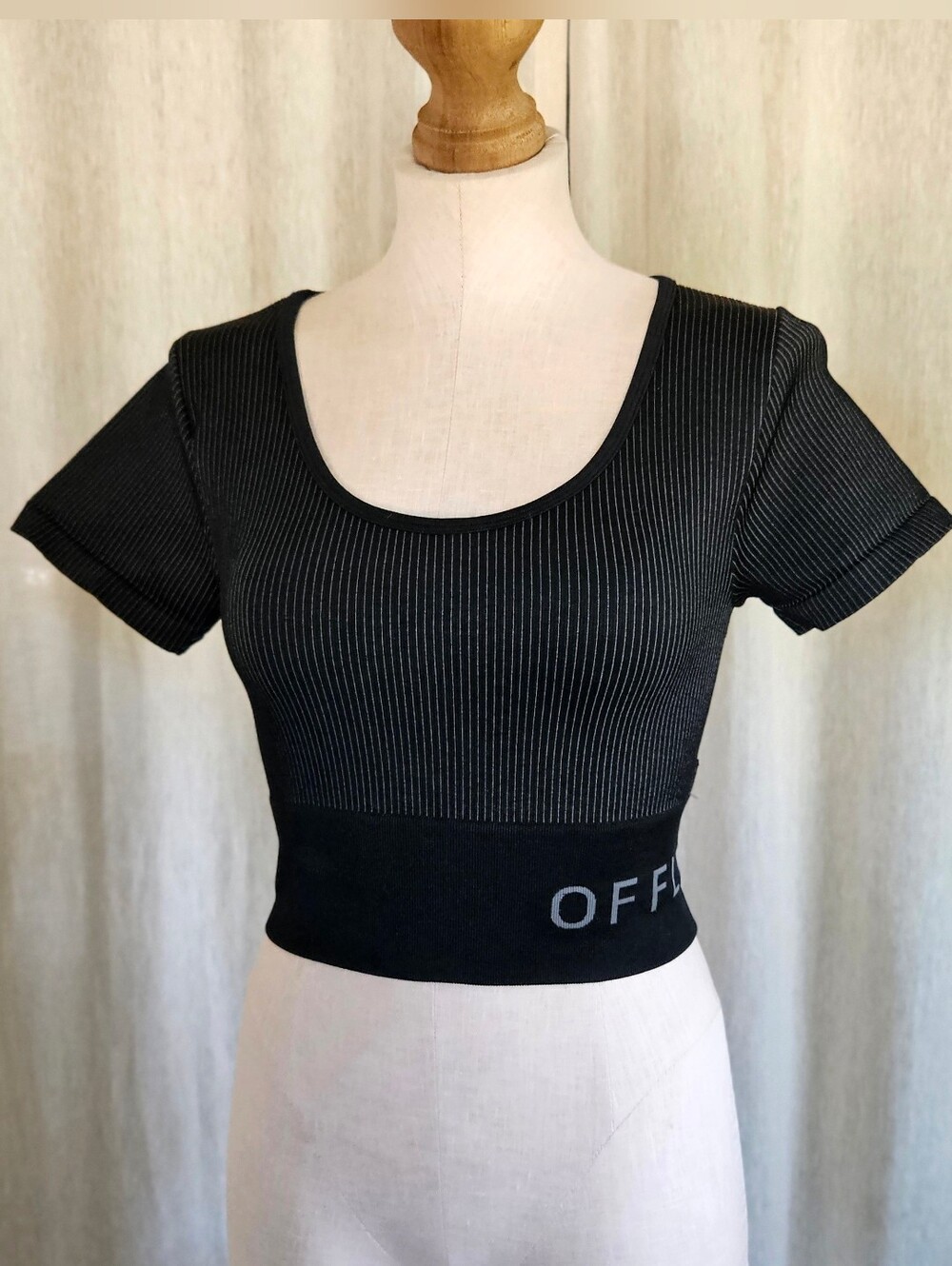 Black Cropped Ribbed Athleasure Compression Top